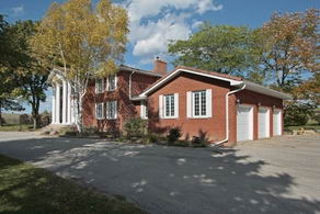  - Country homes for sale and luxury real estate including horse farms and property in the Caledon and King City areas near Toronto